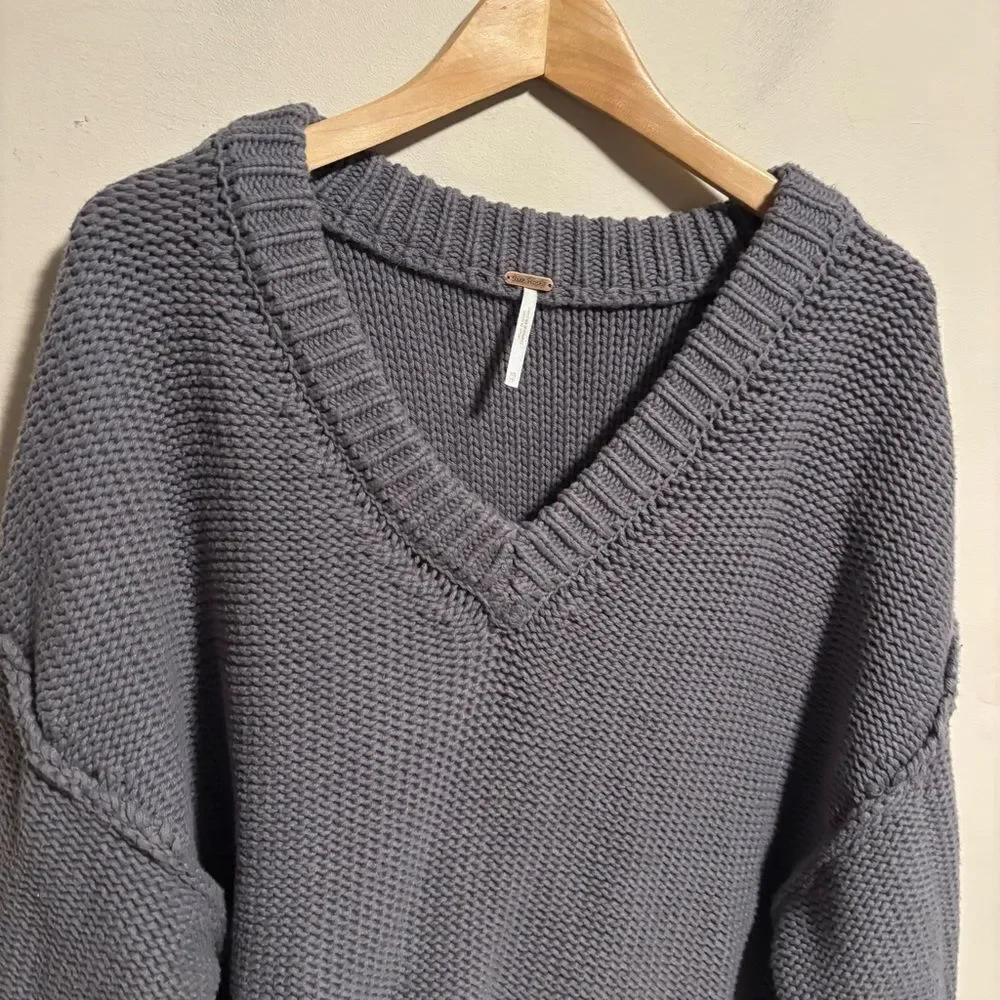 Free People Alli V-neck oversized Sweater Gray- Size XS